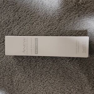 Avon Clinical Line Eraser with Retinol